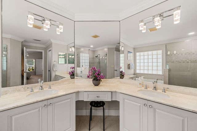 3526 Old Lighthouse Circle, Wellington, FL 33414