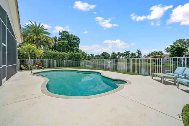 3526 Old Lighthouse Circle, Wellington, FL 33414