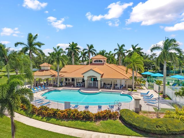 3526 Old Lighthouse Circle, Wellington, FL 33414