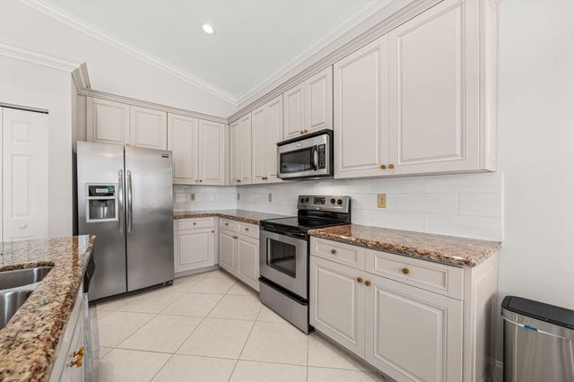 3526 Old Lighthouse Circle, Wellington, FL 33414