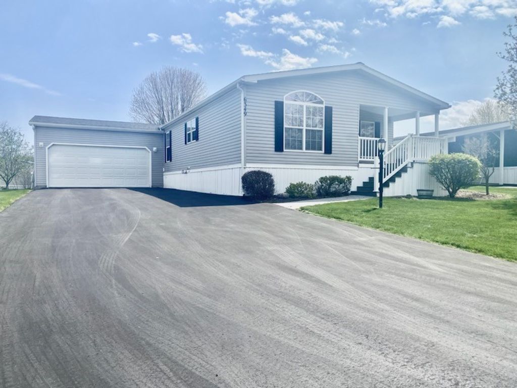 6349 Roberts Drive, Victor, NY 14564