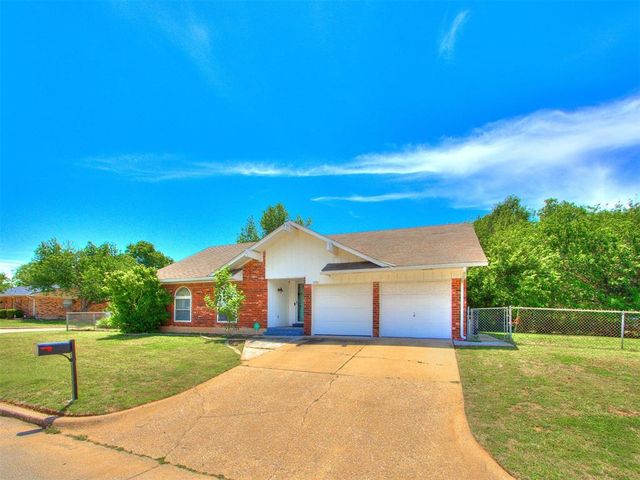 1000 NW 9th Street, Moore, OK 73160