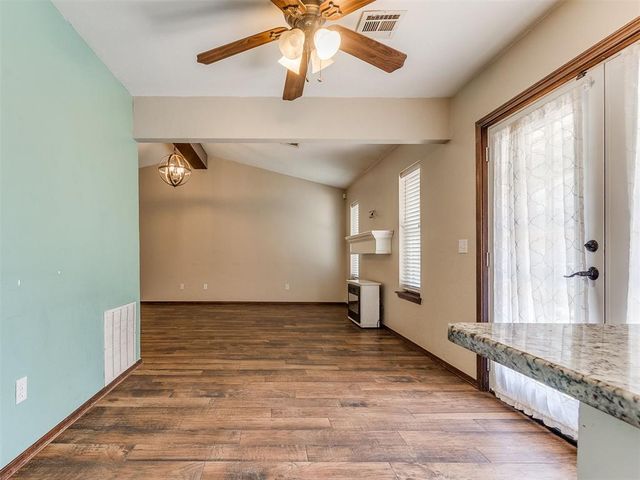 1000 NW 9th Street, Moore, OK 73160