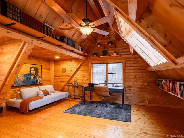 252 Crum Elbow Road, Hyde Park, NY 12538