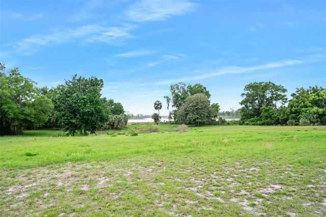 141 N PINE STREET, Pierson, FL 32180