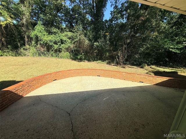 713 Sweeten Creek Road, Montgomery, AL 36109