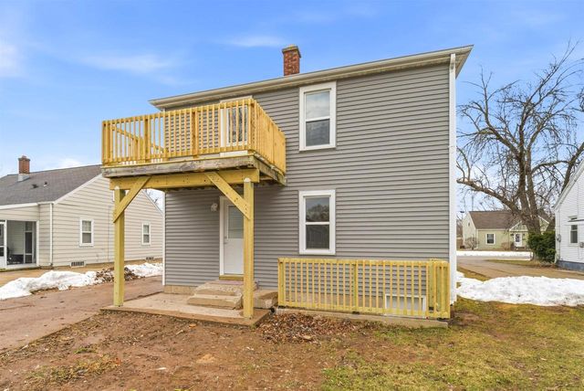 831 MARTIN STREET, Menasha, WI 54952