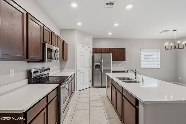 12394 W Reyher Farms Loop, Marana, AZ 85653