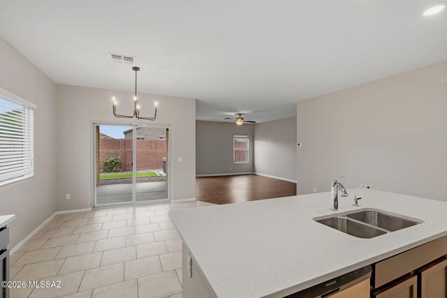 12394 W Reyher Farms Loop, Marana, AZ 85653