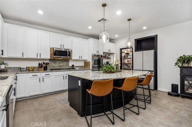 35595 Desert Rose Way, Lake Elsinore, CA 92532