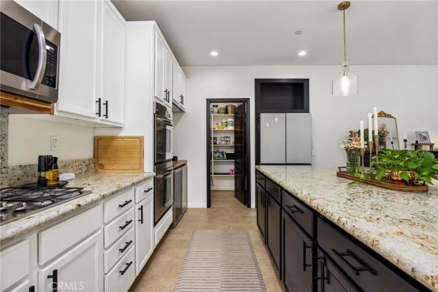 35595 Desert Rose Way, Lake Elsinore, CA 92532