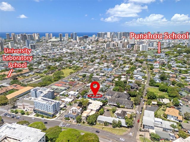 2328 Seaview Avenue 405, Honolulu, HI 96822