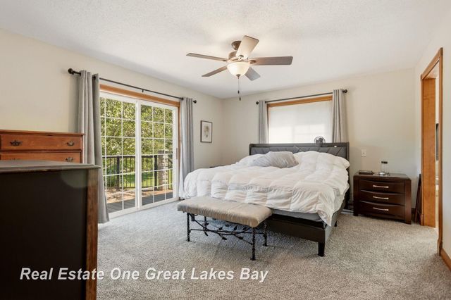 2530 N River Road, Thomas Twp, MI 48609