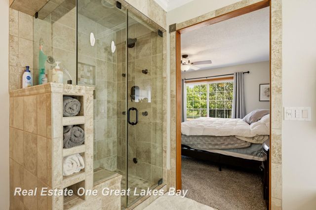 2530 N River Road, Thomas Twp, MI 48609