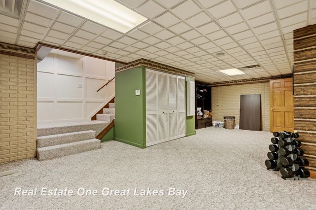 2530 N River Road, Thomas Twp, MI 48609