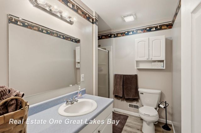 2530 N River Road, Thomas Twp, MI 48609