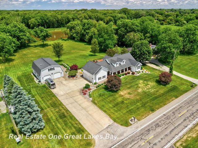 2530 N River Road, Thomas Twp, MI 48609