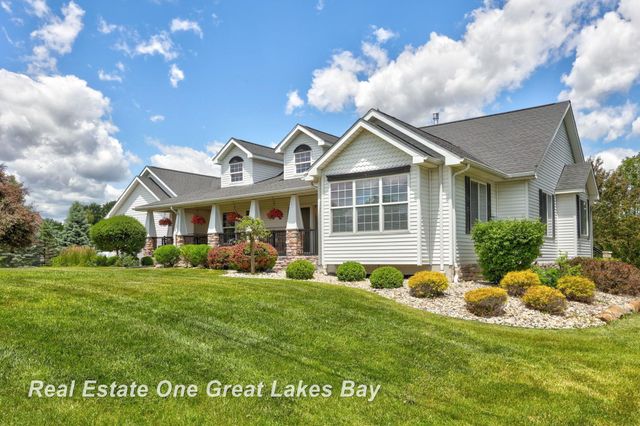 2530 N River Road, Thomas Twp, MI 48609