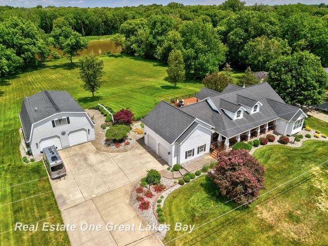 2530 N River Road, Thomas Twp, MI 48609