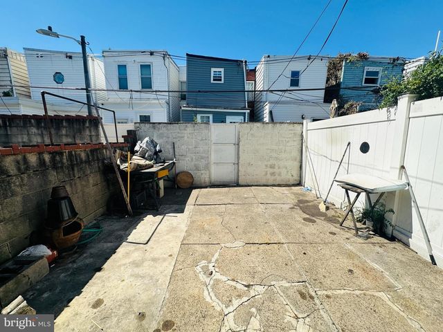 422 WOLF ST, Philadelphia, PA 19148
