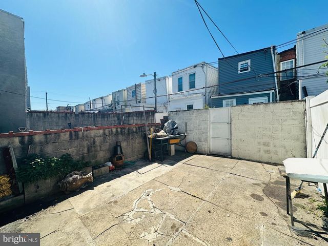 422 WOLF ST, Philadelphia, PA 19148