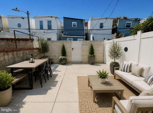 422 WOLF ST, Philadelphia, PA 19148