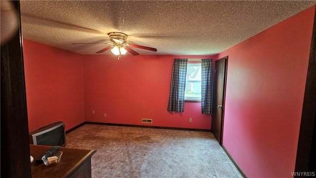 1495 Dangelo Drive, North Tonawanda, NY 14120