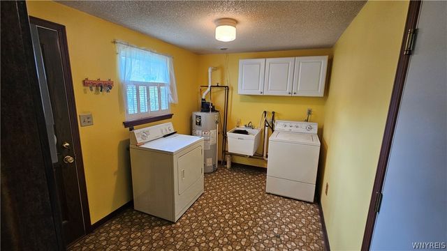 1495 Dangelo Drive, North Tonawanda, NY 14120