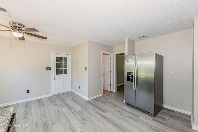 411 Candlewood Drive, Jacksonville, NC 28540