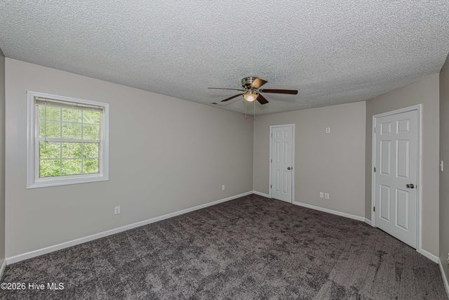 411 Candlewood Drive, Jacksonville, NC 28540