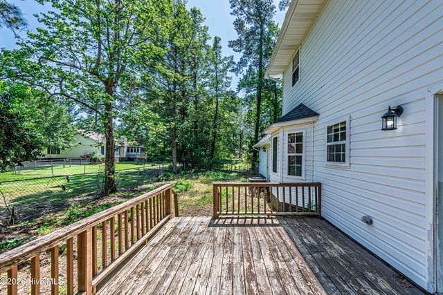 411 Candlewood Drive, Jacksonville, NC 28540