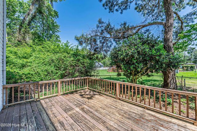 411 Candlewood Drive, Jacksonville, NC 28540