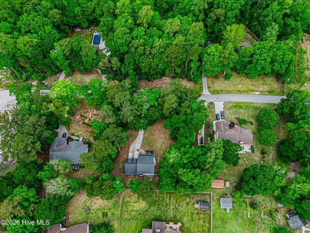 411 Candlewood Drive, Jacksonville, NC 28540