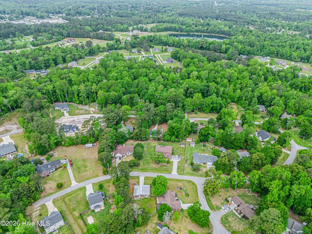 411 Candlewood Drive, Jacksonville, NC 28540