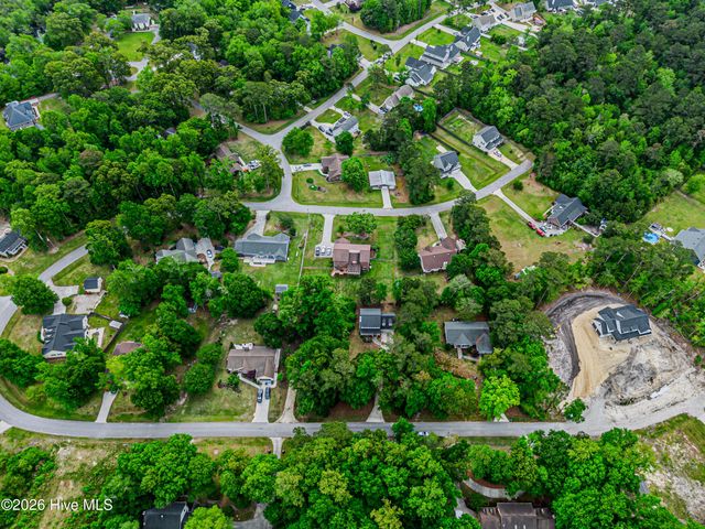 411 Candlewood Drive, Jacksonville, NC 28540