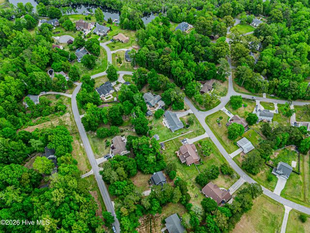 411 Candlewood Drive, Jacksonville, NC 28540