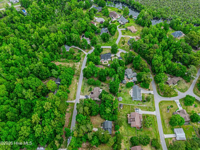 411 Candlewood Drive, Jacksonville, NC 28540