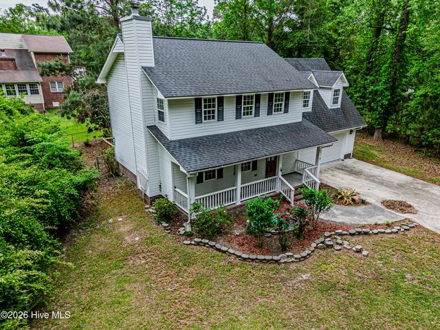 411 Candlewood Drive, Jacksonville, NC 28540