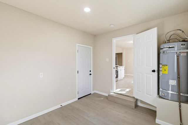 5882 Missouri Lane, Anderson, CA 96007