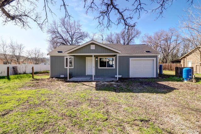 5882 Missouri Lane, Anderson, CA 96007