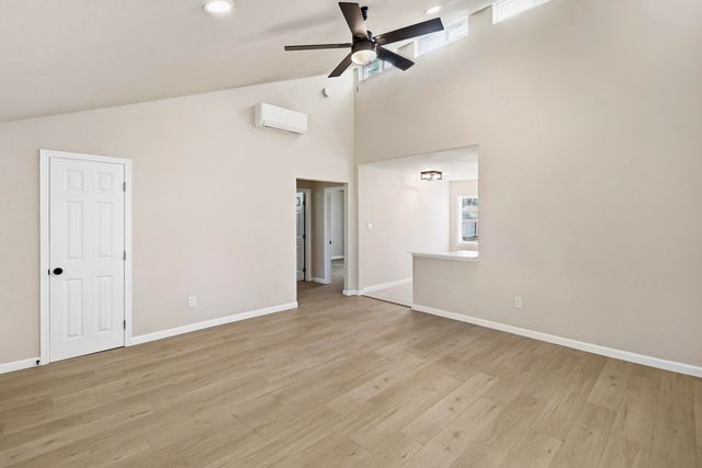 5882 Missouri Lane, Anderson, CA 96007