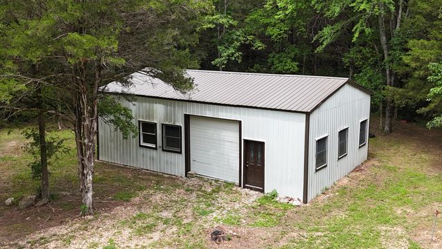 18578 Farm Road 2258, Eagle Rock, MO 65641