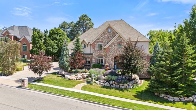 1559 E WASATCH DR, Ogden, UT 84403
