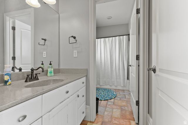 1559 E WASATCH DR, Ogden, UT 84403