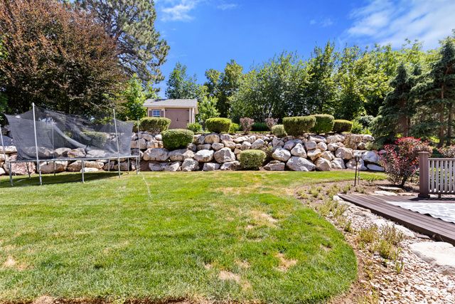 1559 E WASATCH DR, Ogden, UT 84403