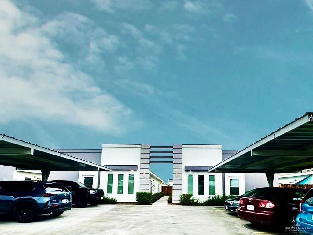 4904 N Crown Point, Pharr, TX 78577