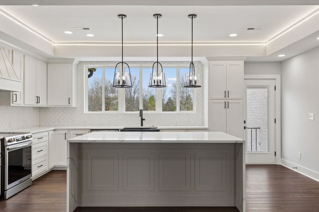 1200 Old Shelbyville Hwy, Tullahoma, TN 37388