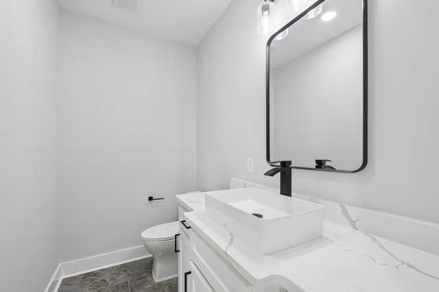 1200 Old Shelbyville Hwy, Tullahoma, TN 37388