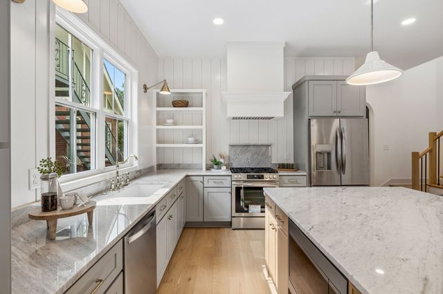 1007B Fairwin Ave, Nashville, TN 37216