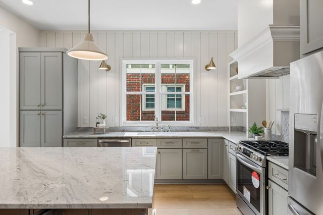 1007B Fairwin Ave, Nashville, TN 37216